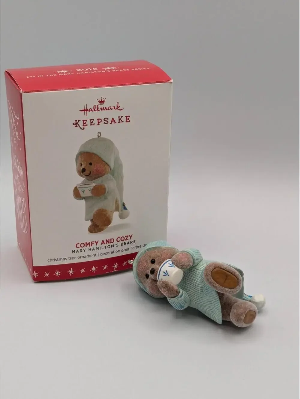 Hallmark Keepsake Comfy and Cozy 2016, 2nd in the Mary Hamilton's Bears Series